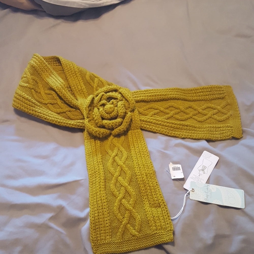 Brand new mud pie scarf